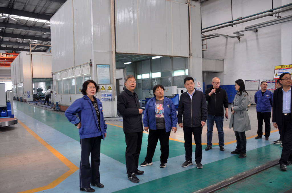 甘肅省政協(xié)調研星火數控公司生產經營工作